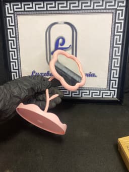 Aesthetic Mirror